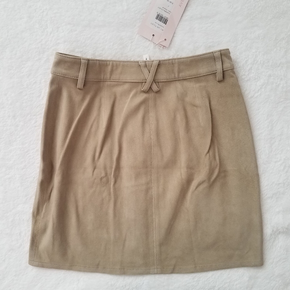 Avec Les Filles Button Suede Mini Skirt - Picture 4 of 4